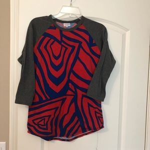 Small lularoe randy shirt